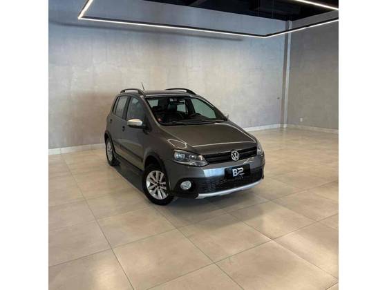 VOLKSWAGEN CROSSFOX 1.6 MI FLEX 8V 4P MANUAL